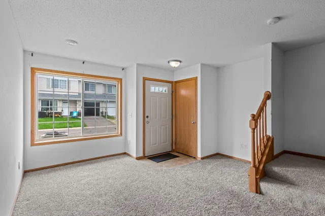 $215,000 | 301 Roosevelt Street South, Unit G, Cambridge, MN 55008