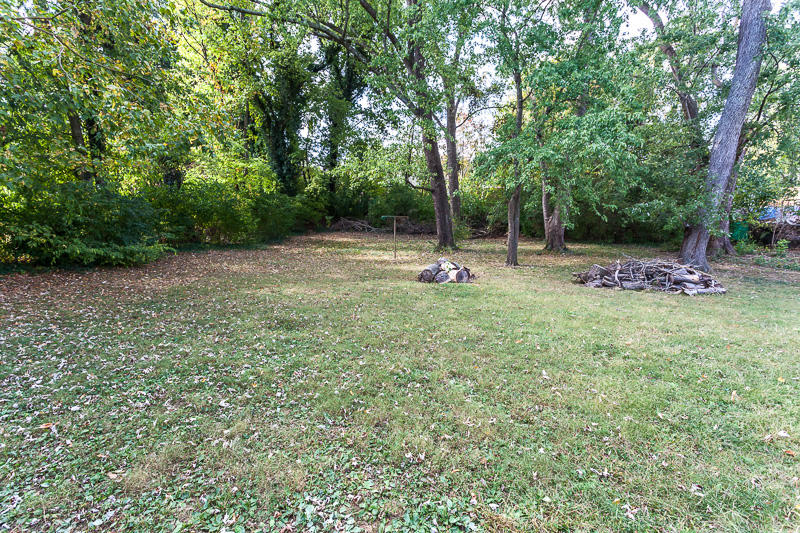 5113 Clover Road Knoxville, TN 37912 - Photo 2 of 18 022161014-2-5113CloverRdKnoxvilleTN-SMAL