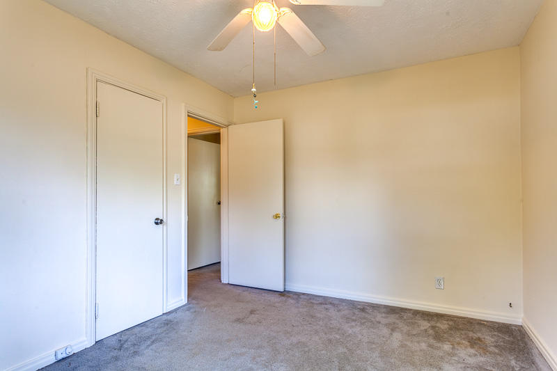 5113 Clover Road Knoxville, TN 37912 - Photo 15 of 18 019161014-2-5113CloverRdKnoxvilleTN-SMAL