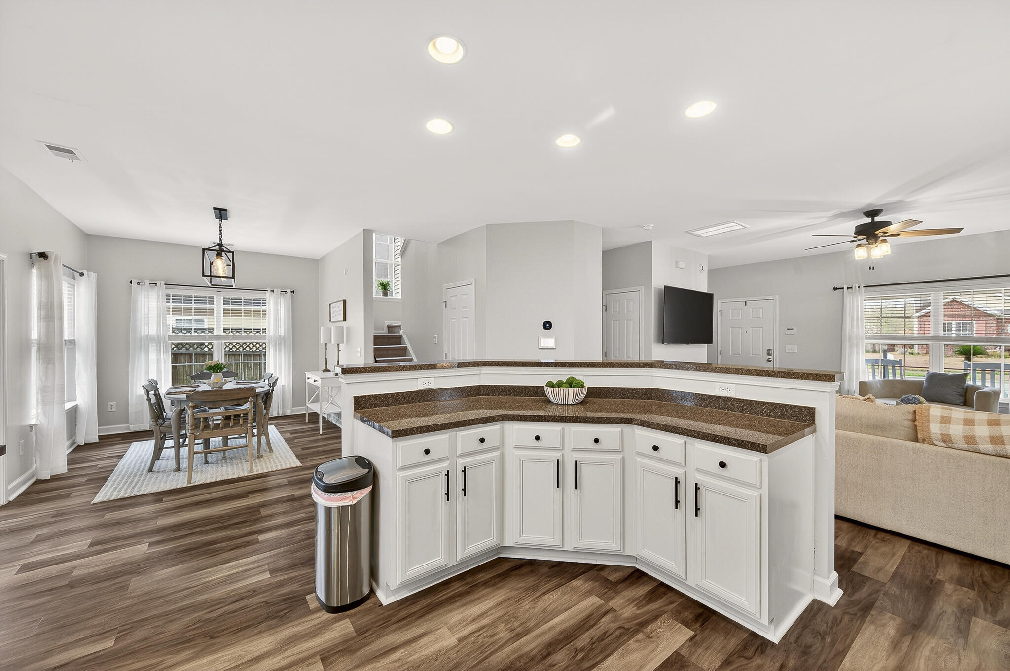 236 Island Green Road Goose Creek, SC 29445 - Photo 5 of 21 MOD_4827