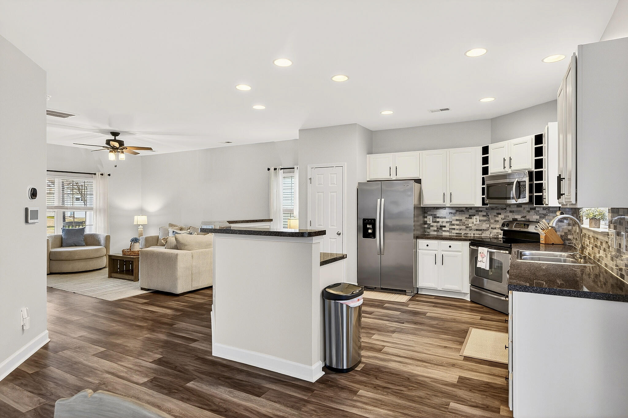 236 Island Green Road Goose Creek, SC 29445 - Photo 7 of 21 MOD_4818