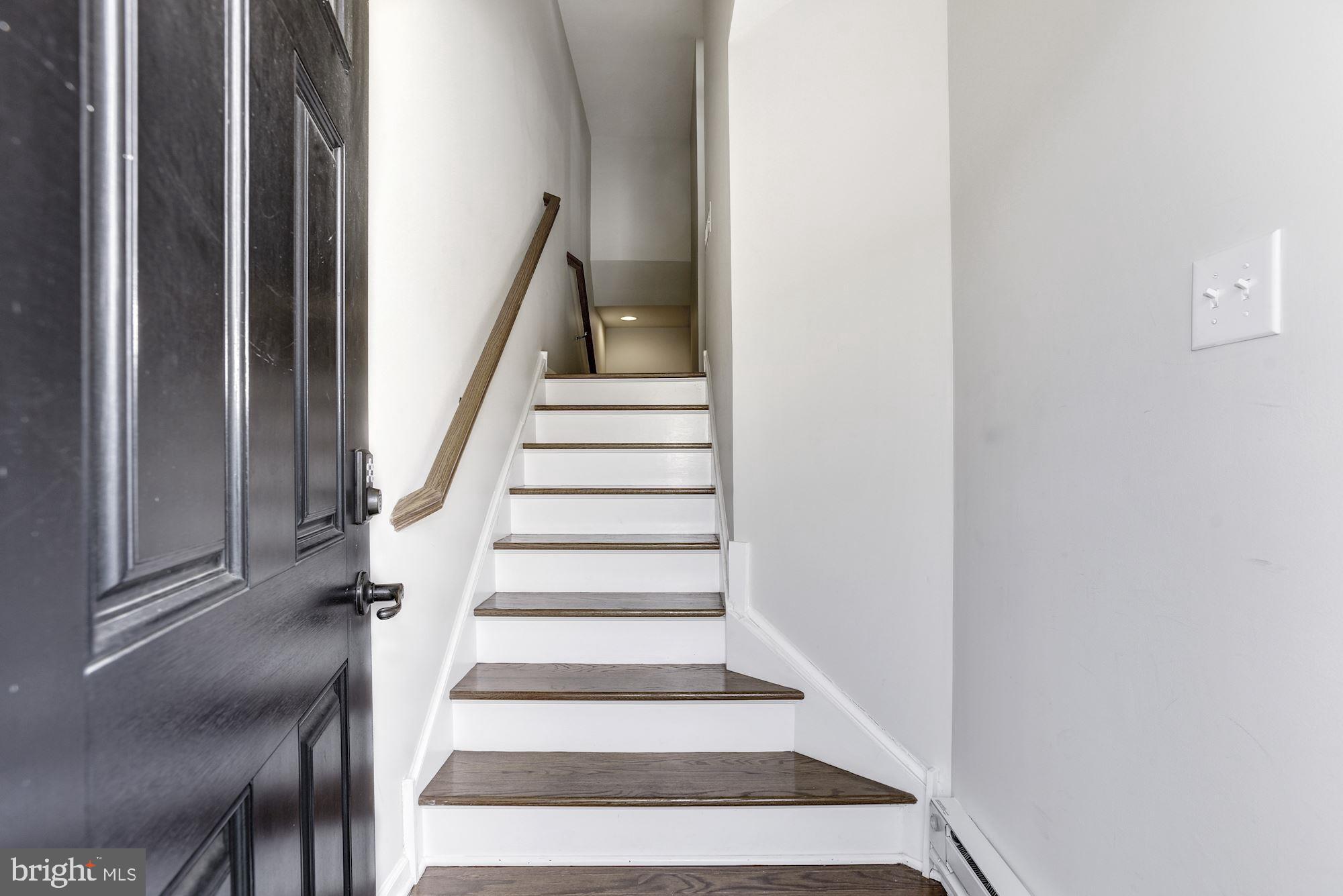 16 Grace Drive Marlton, NJ 08053 - Photo 3 of 41 Entry Foyer