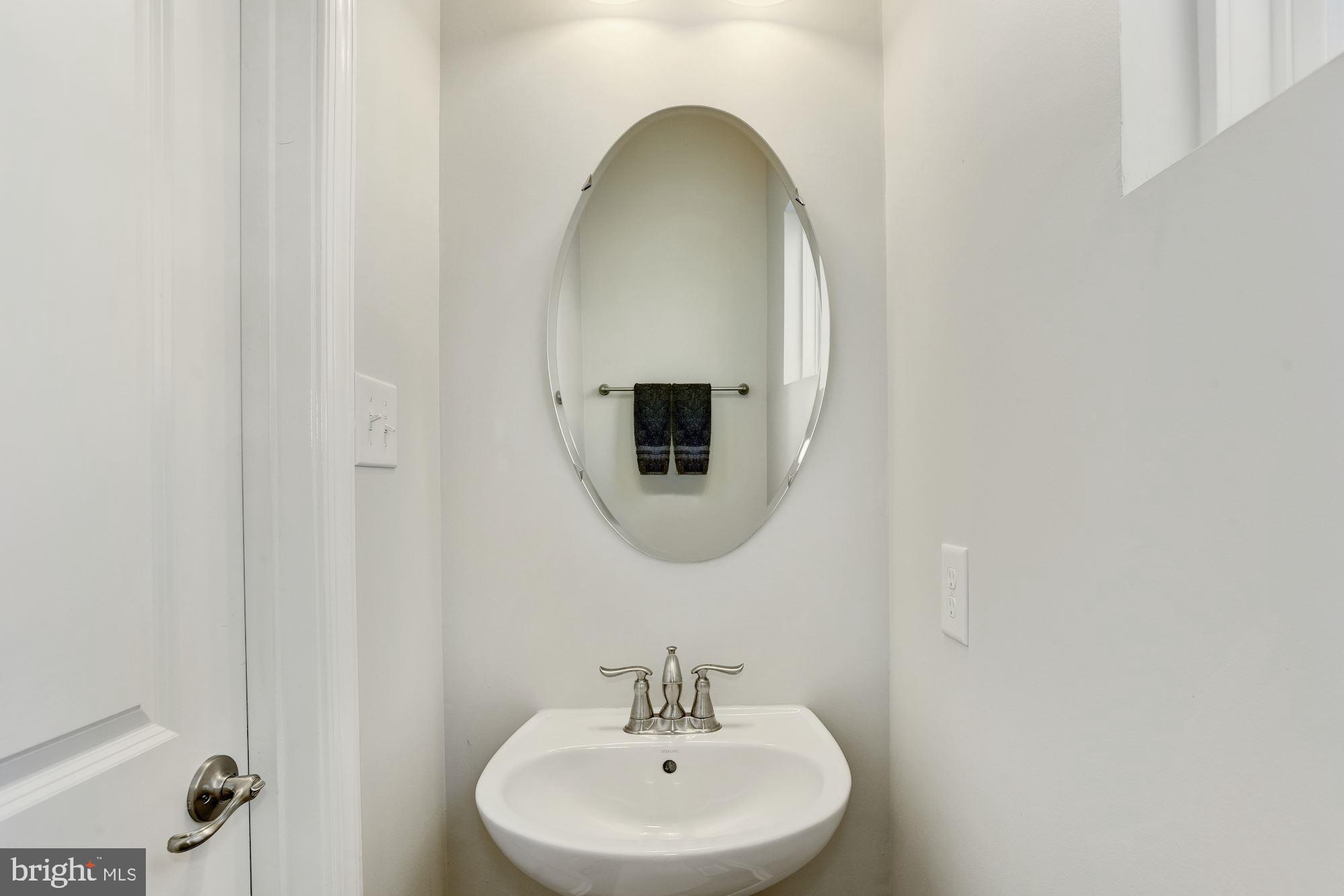 16 Grace Drive Marlton, NJ 08053 - Photo 25 of 41 Main level powder room