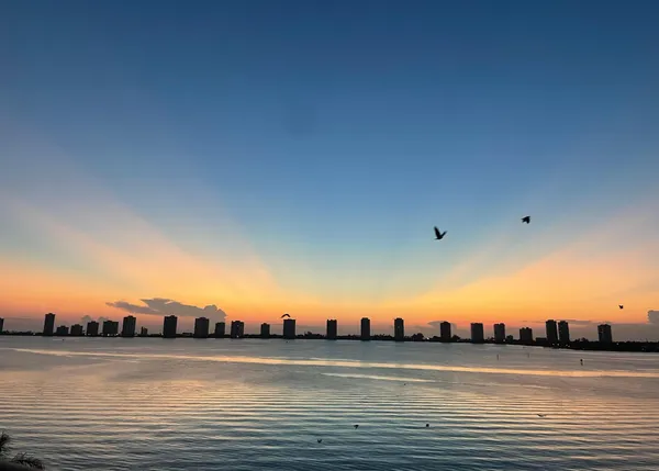 $379,900 | 801 Lake Shore Drive, Unit 607, Lake Park, FL 33403