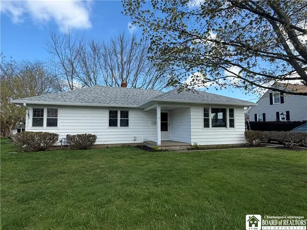 $169,900 | 4 Leon Place, Pomfret, NY 14063