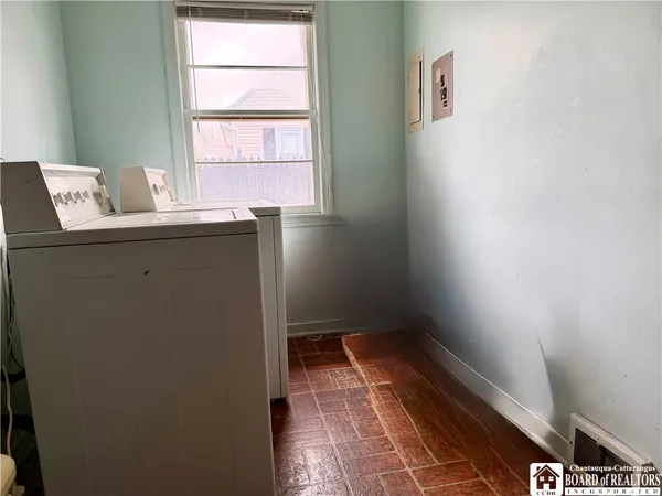 $169,900 | 4 Leon Place, Pomfret, NY 14063