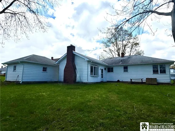 $169,900 | 4 Leon Place, Pomfret, NY 14063