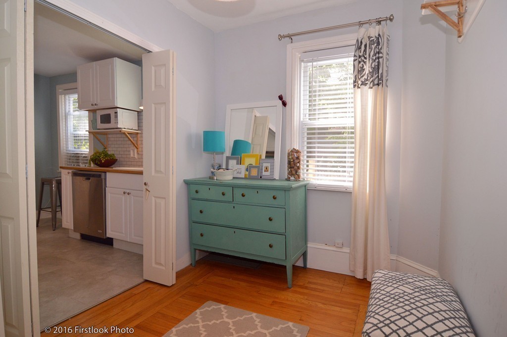61 Rochambeau Avenue Providence, RI 02906 - Photo 17 of 24 Gallery Image 17