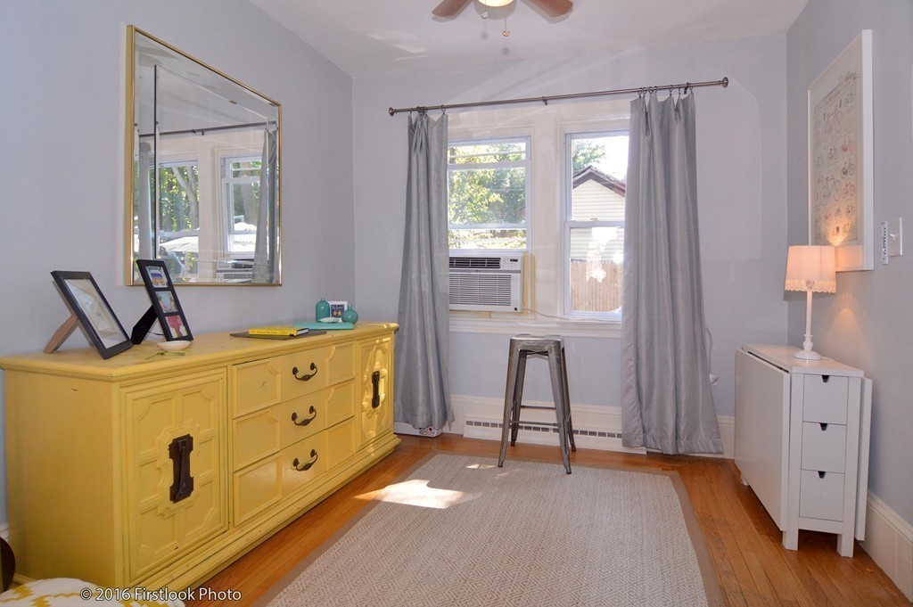 61 Rochambeau Avenue Providence, RI 02906 - Photo 9 of 24 Gallery Image 9
