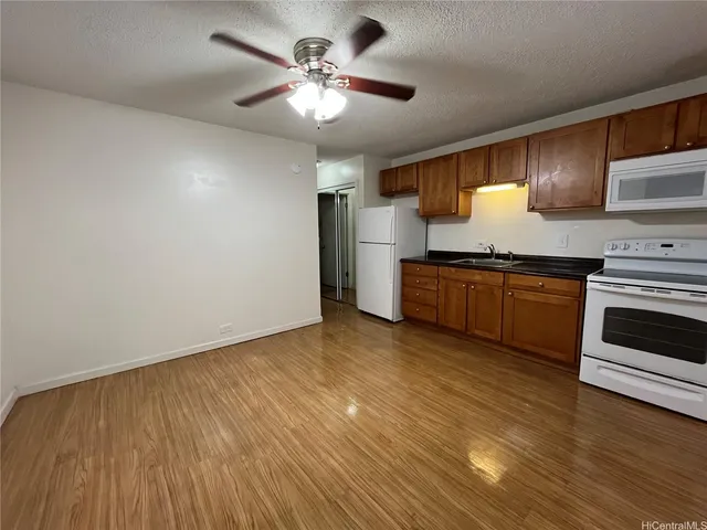 $1,400 | 2407 Tusitala Street, Unit 101, Honolulu, HI 96815
