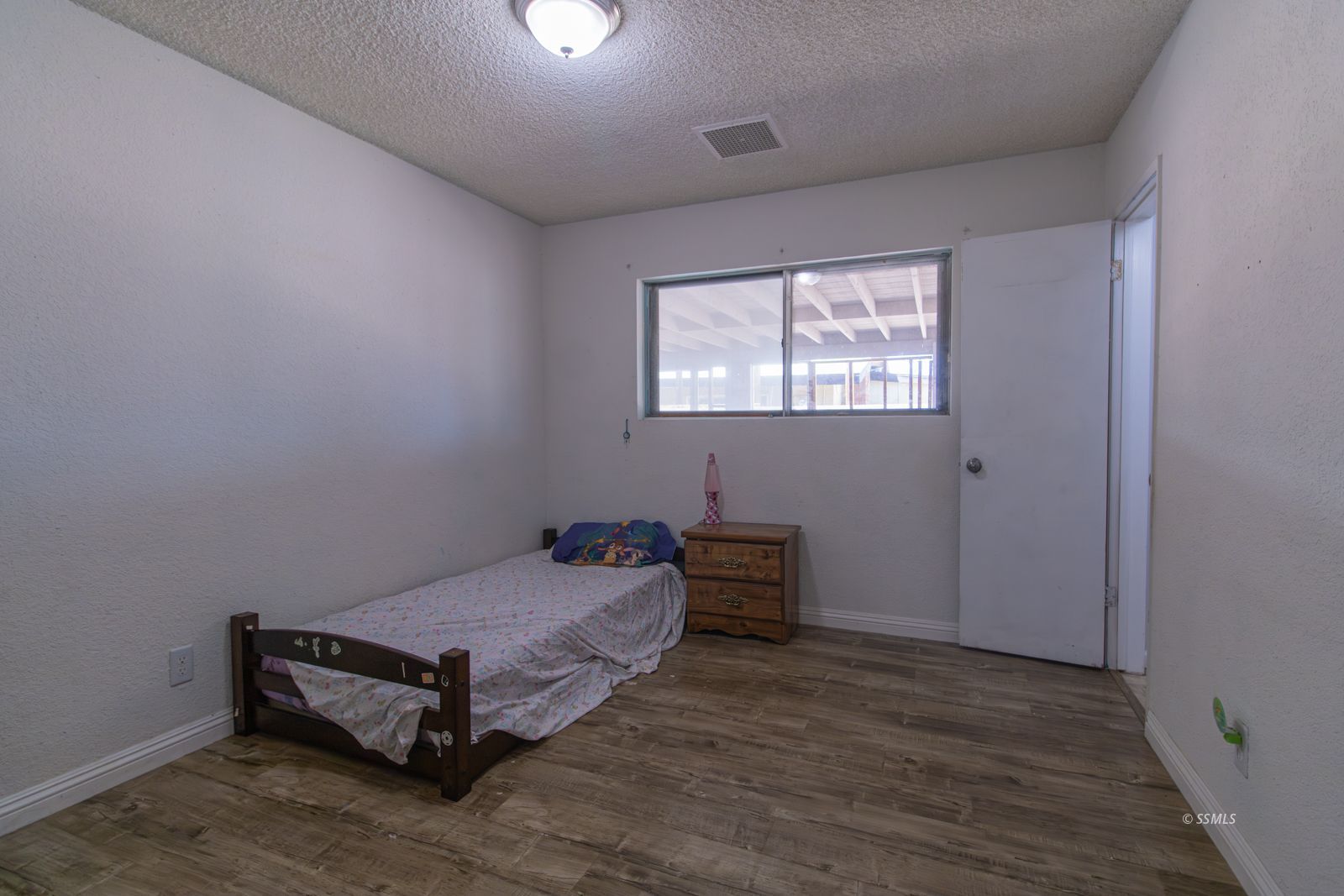 150 East Upjohn Avenue Ridgecrest, CA 93555 - Photo 17 of 34