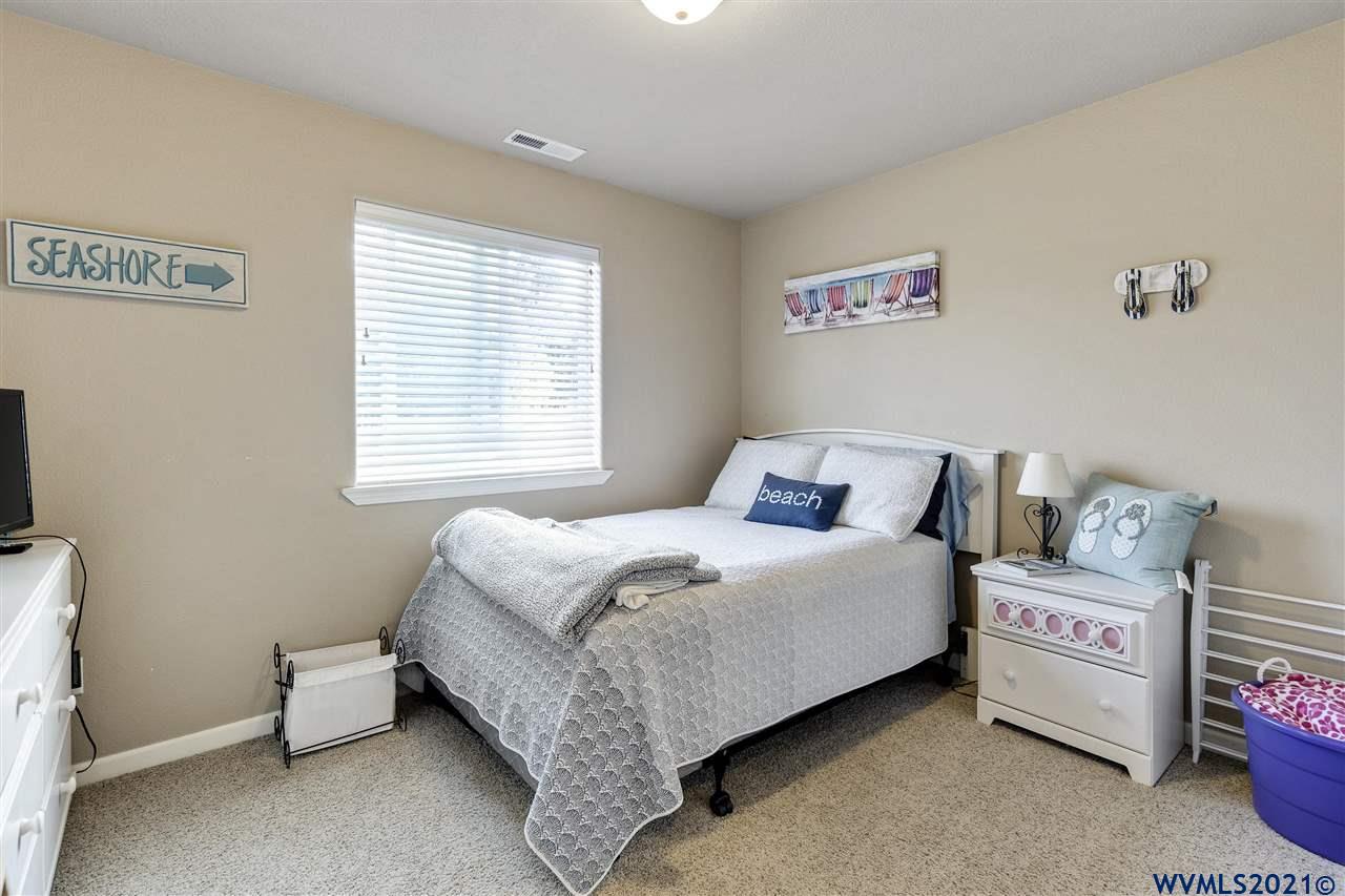 1510 Boone Road Southeast Salem, OR 97306 - Photo 19 of 27 Gallery Image 19