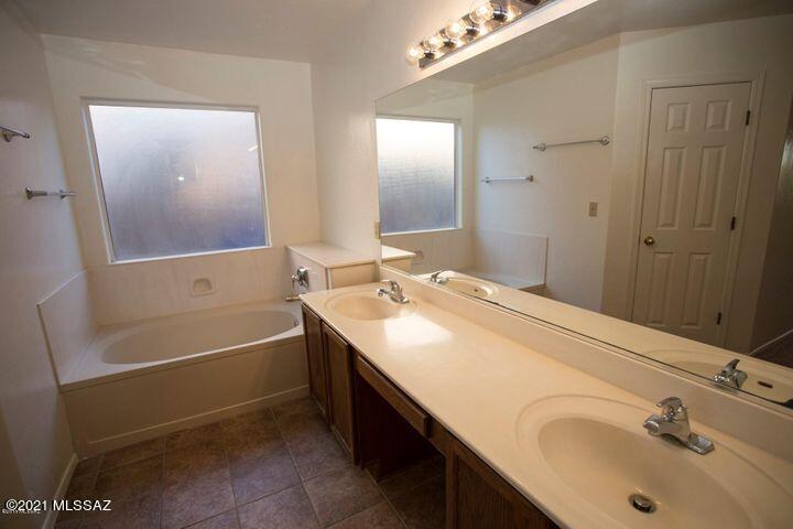 8158 East Quartz Ridge Drive Tucson, AZ 85715 - Photo 20 of 35