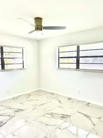 $4,800 | 329 Southwest 3rd Street, Boca Raton, FL 33432