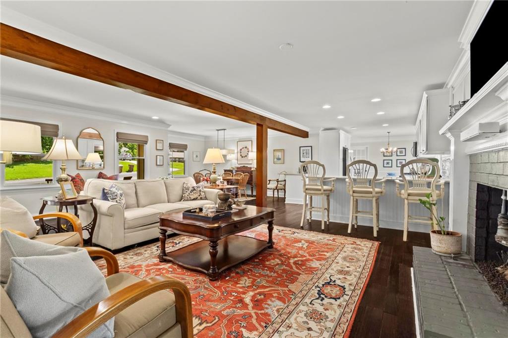 4941 Bedell Road Roswell, GA 30075 - Photo 7 of 39 Gallery Image 7