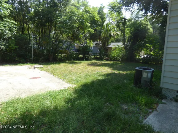 $1,750 | 516 East 58th Street, Jacksonville, FL 32208