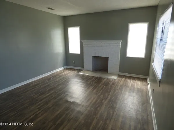 $1,750 | 516 East 58th Street, Jacksonville, FL 32208