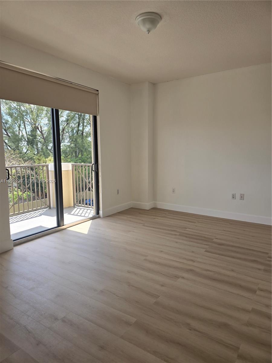 8430 Southwest 8th Street, Unit 308B Miami, FL 33144 - Photo 4 of 9