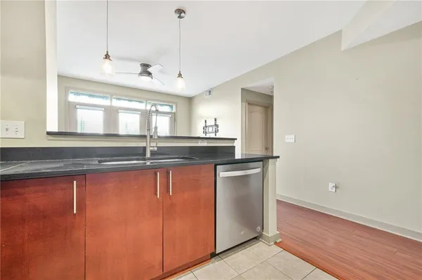 $1,950 | 390 17th Street Northwest, Unit 5037, Atlanta, GA 30363