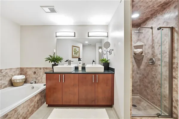 $1,950 | 390 17th Street Northwest, Unit 5037, Atlanta, GA 30363