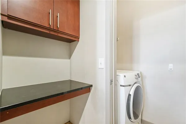 $1,950 | 390 17th Street Northwest, Unit 5037, Atlanta, GA 30363