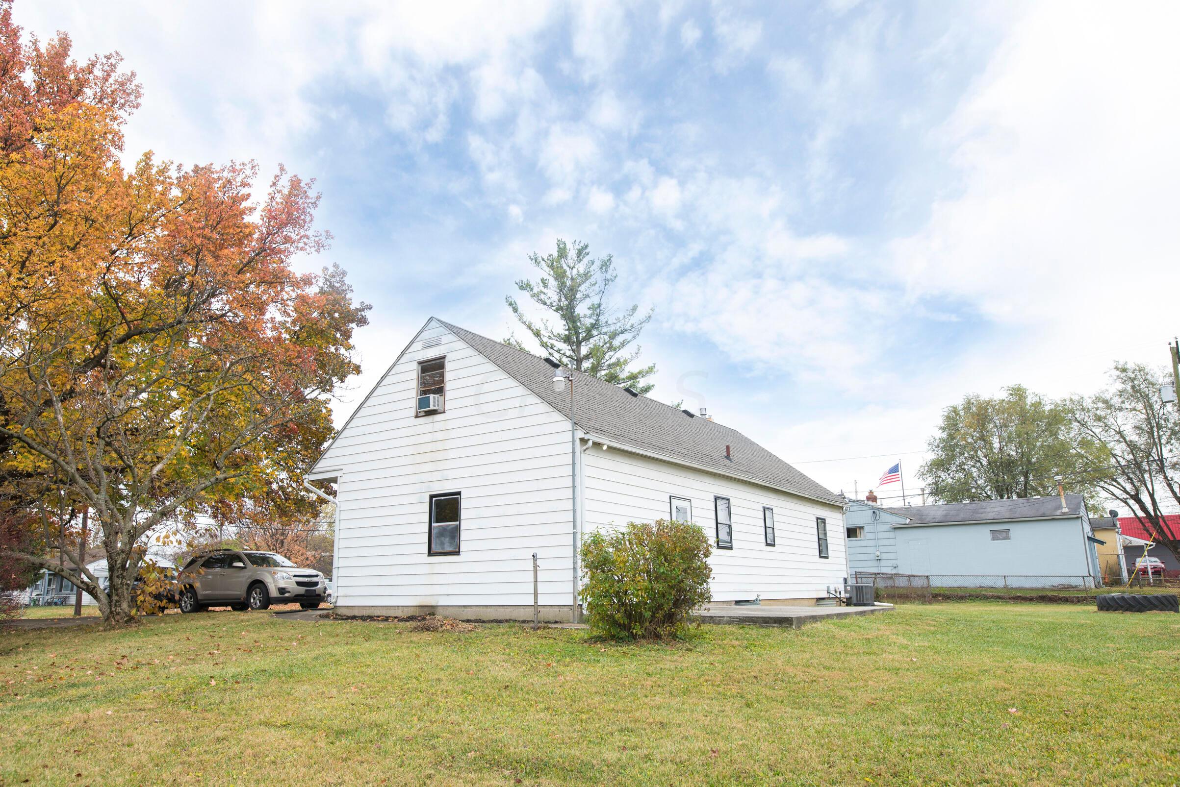 3755 Karl Road Columbus, OH 43224 - Photo 12 of 49 DRM_8797