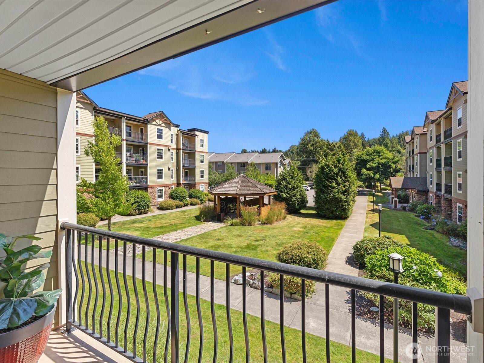 690 32nd Street, Unit B205 Bellingham, WA 98225 - Photo 29 of 40 a view of a balcony with an outdoor space