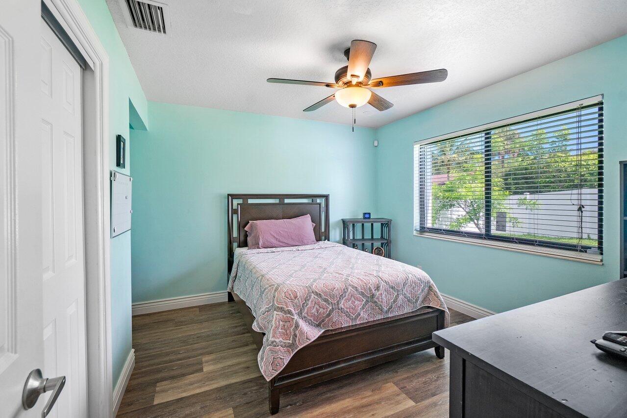 1491 Southwest 15th Street Boca Raton, FL 33486 - Photo 20 of 36 024-1491Southwest15thStreet-BocaRaton-FL