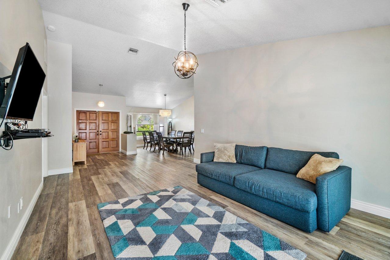 1491 Southwest 15th Street Boca Raton, FL 33486 - Photo 6 of 36 009-1491Southwest15thStreet-BocaRaton-FL