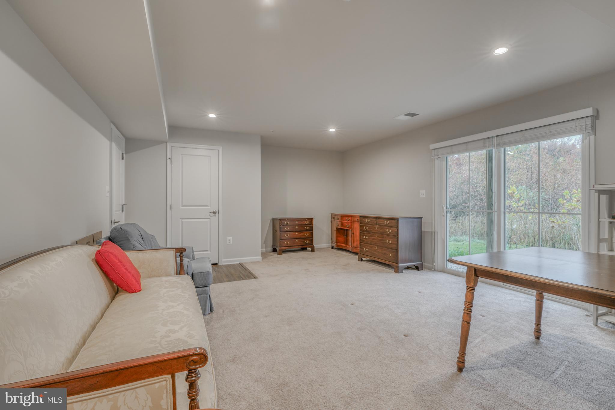2945 Shaws Road Sparrows Point, MD 21219 - Photo 5 of 33 Gallery Image 5