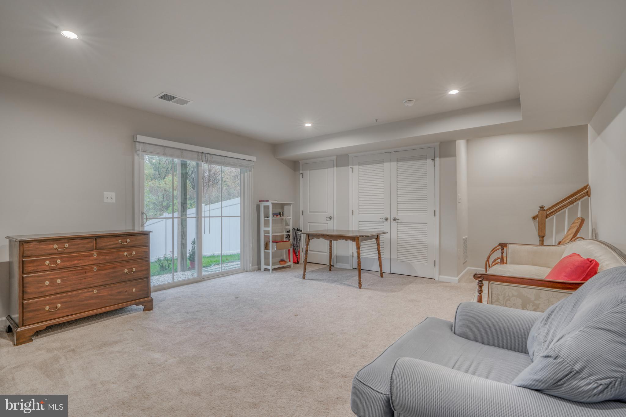 2945 Shaws Road Sparrows Point, MD 21219 - Photo 6 of 33 Gallery Image 6