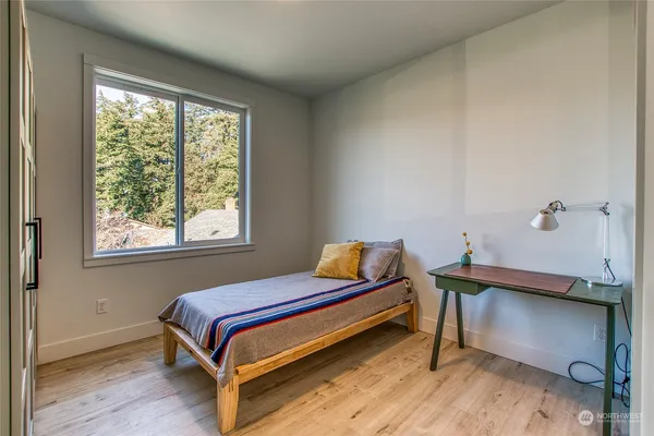 $1,098,000 | 231 Madrona Street, Unit 5, Orcas Island, WA 98245