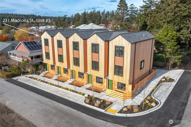 $1,098,000 | 231 Madrona Street, Unit 5, Orcas Island, WA 98245