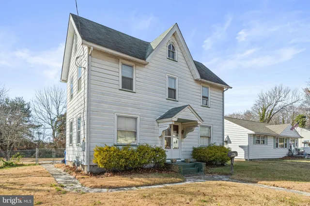$3,000 | 923 North Main Street, Glassboro, NJ 08028