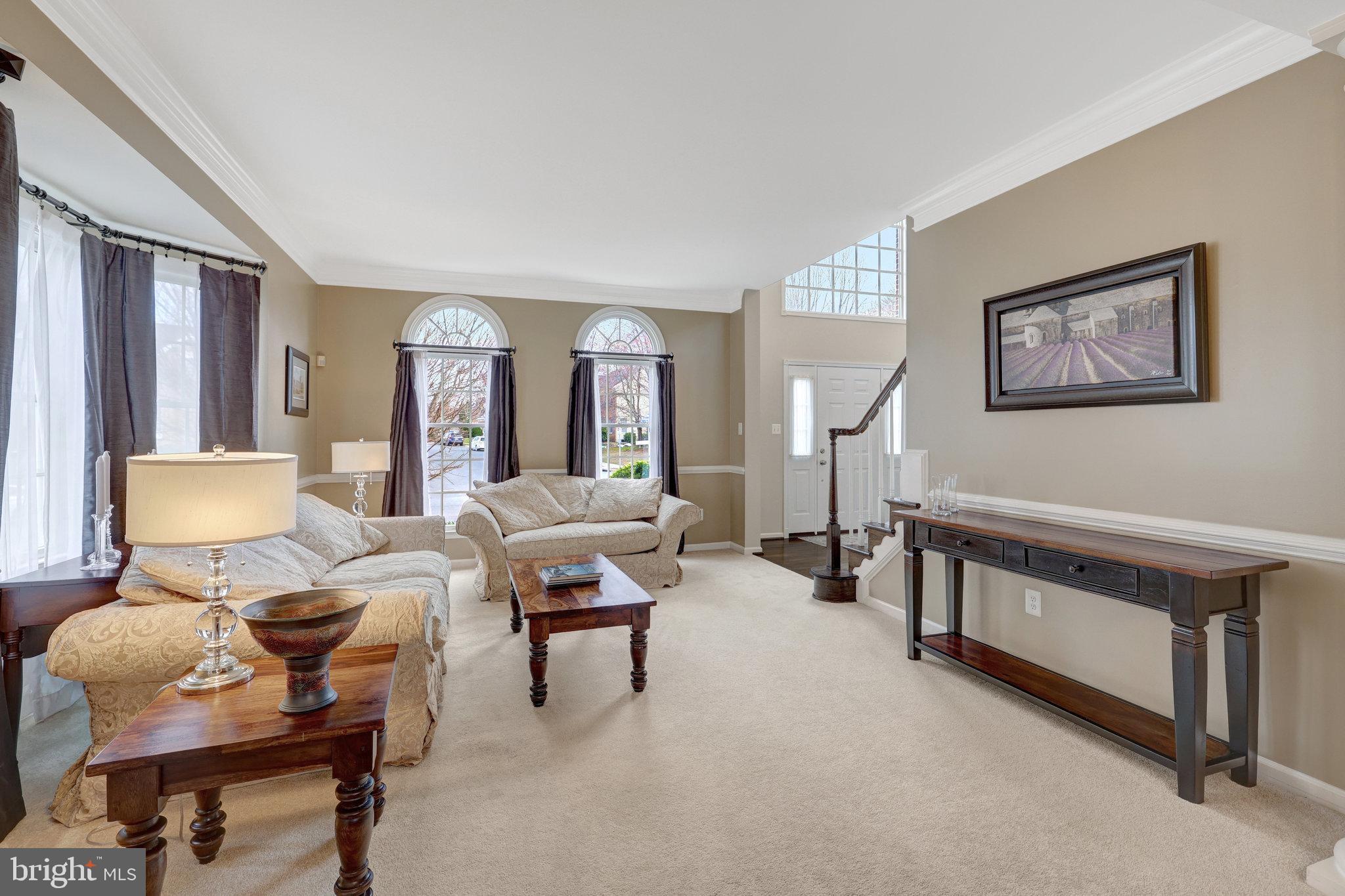 12513 Ridgegate Drive Herndon, VA 20170 - Photo 12 of 72 a living room with furniture