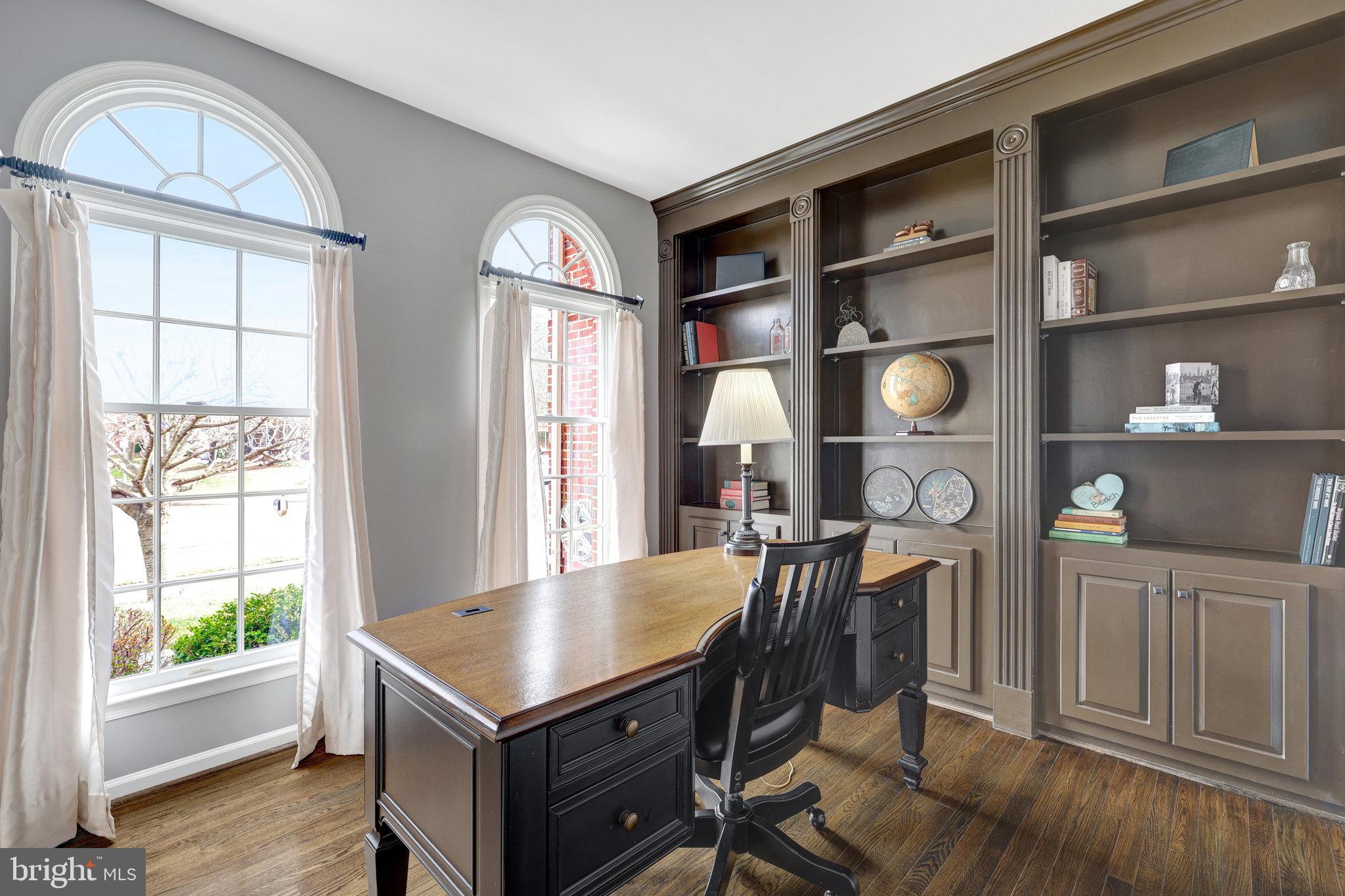 12513 Ridgegate Drive Herndon, VA 20170 - Photo 9 of 72 a living room with furniture and window