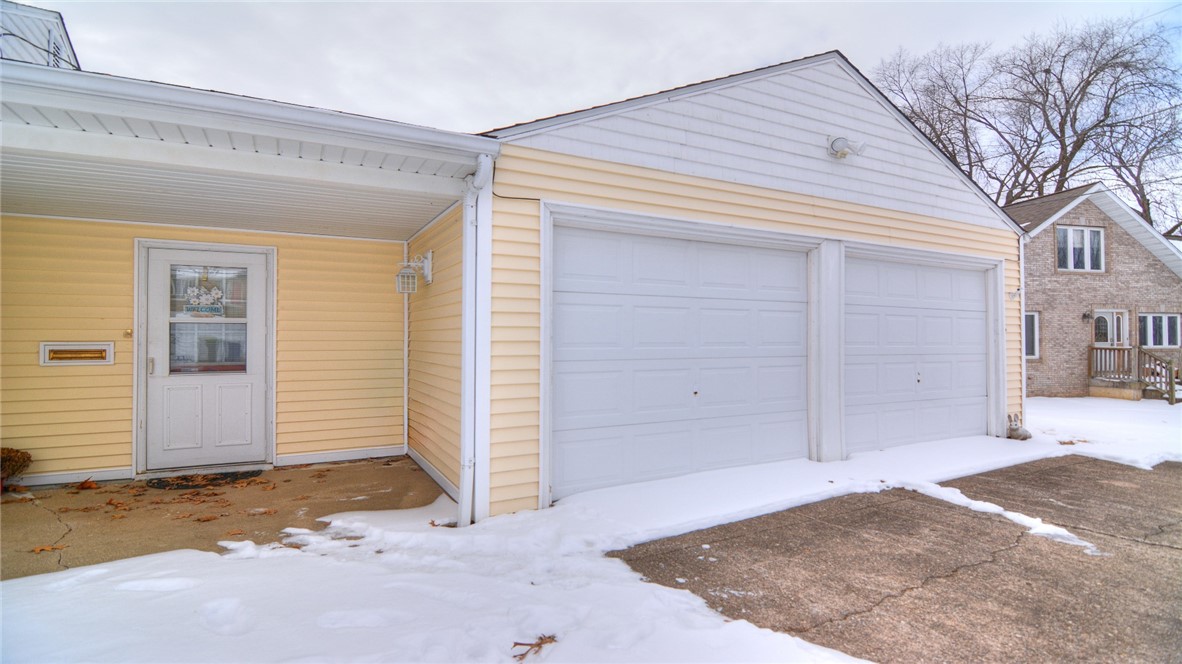 41 Lombardy Drive Decatur, IL 62521 - Photo 2 of 25 Gallery Image 2
