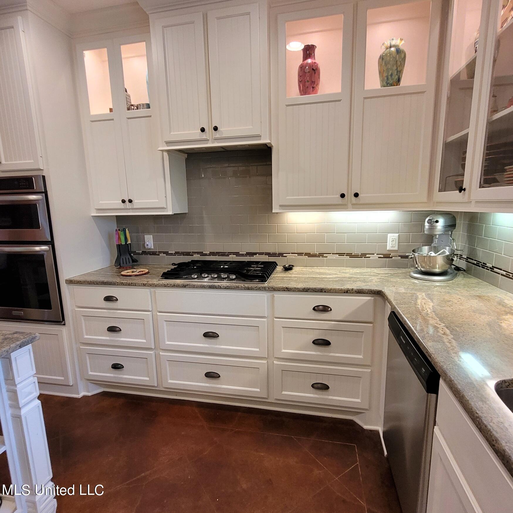 20148 Midway Road Terry, MS 39170 - Photo 11 of 31 Kitchen Glass