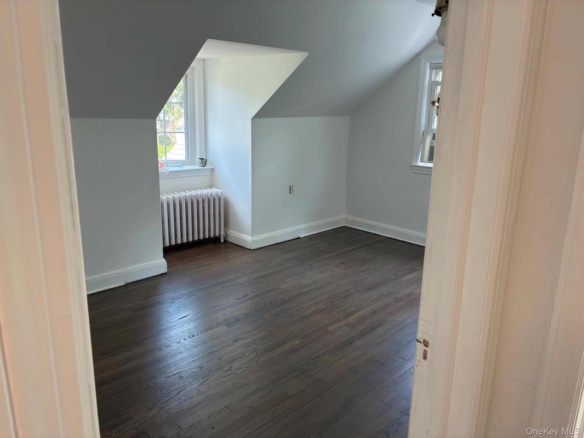 10 Ridge Road Williston Park, NY 11596 - Photo 16 of 26