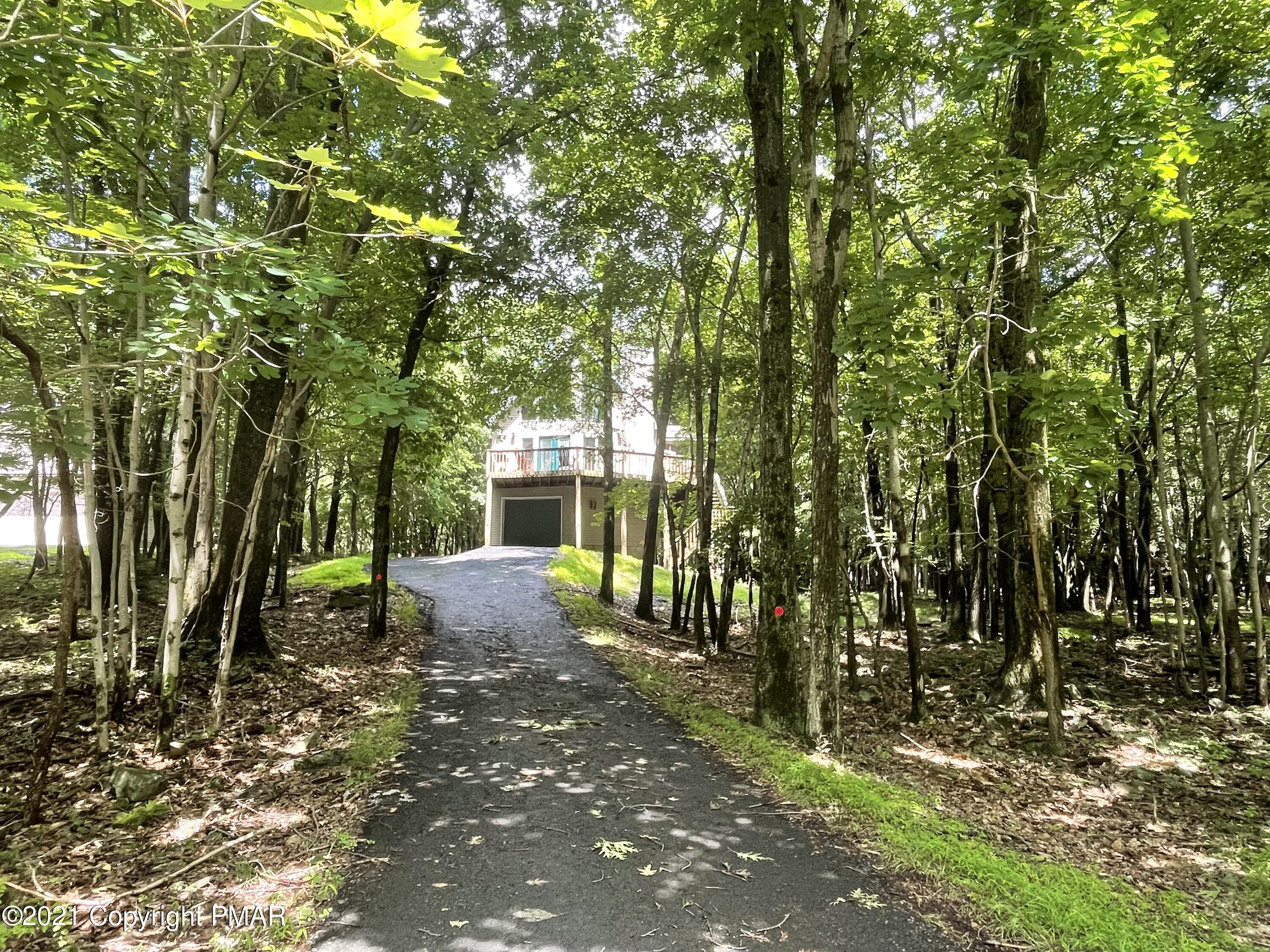 131 Maple Road Blakeslee, PA 18610 - Photo 2 of 35 a view of outdoor space and yard
