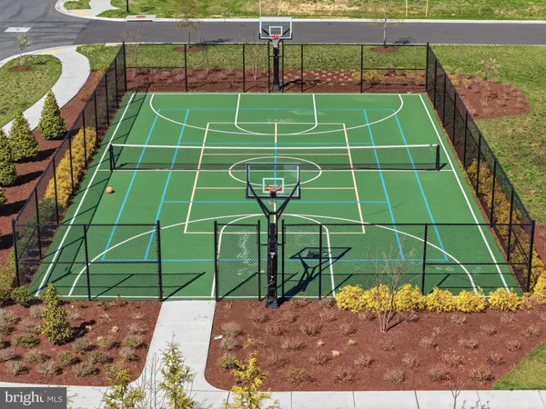 a view of a tennis court