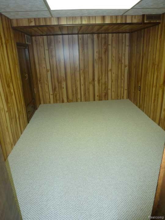 20463 Coachwood Road Riverview, MI 48193 - Photo 37 of 44 19.jpg