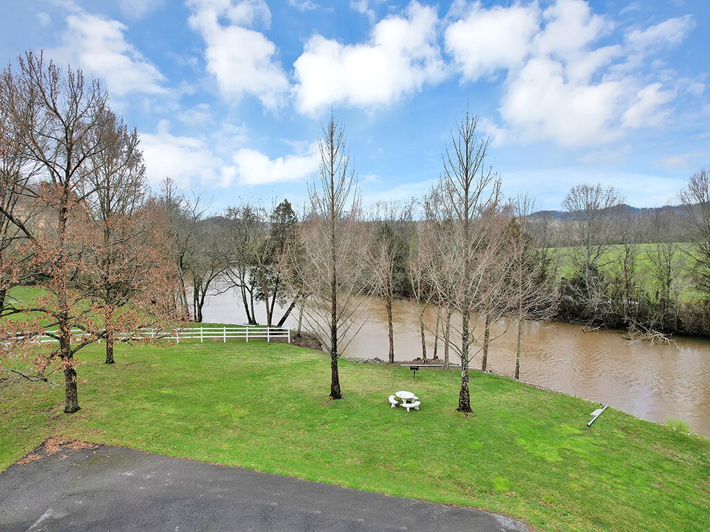 101 Espalier Drive Decatur, TN 37322 - Photo 11 of 13 Gallery Image 11