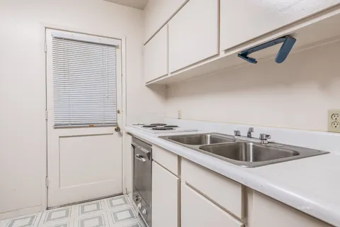 $385,000 | 25336 Marion Ridge Drive, Idyllwild, CA 92549