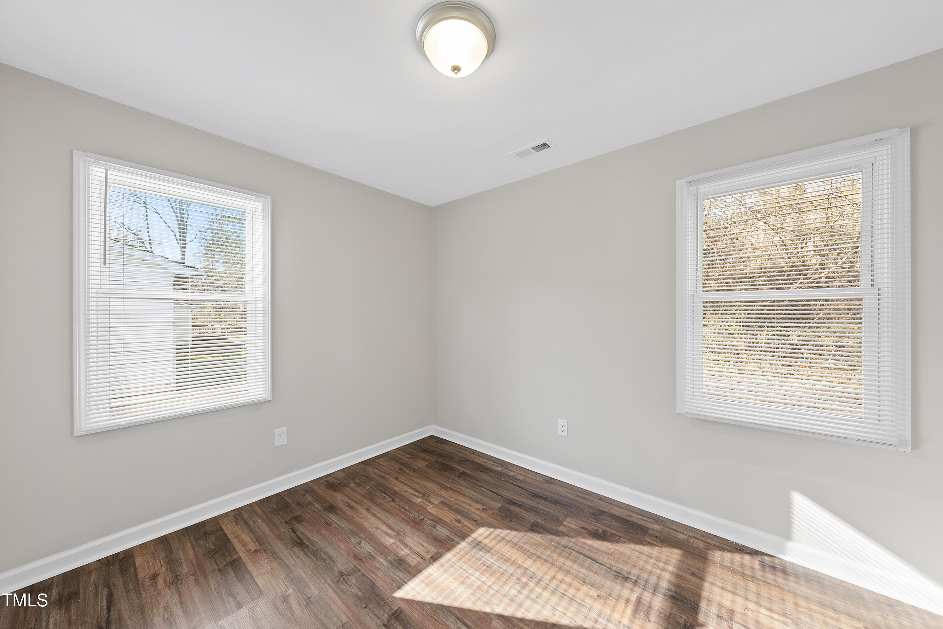 721 Henry Street Roxboro, NC 27573 - Photo 20 of 26 DSC05701