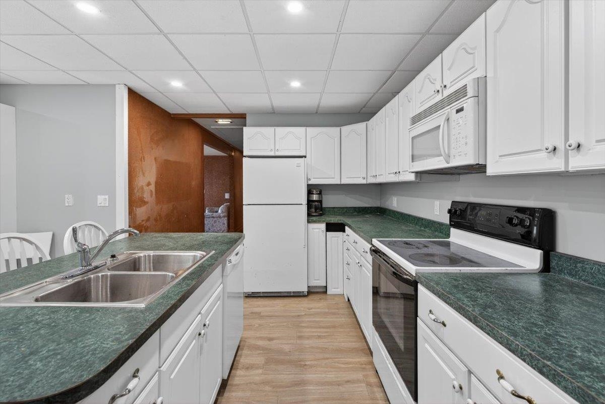 233 Hunter North Road Alburgh, VT 05440 - Photo 11 of 26