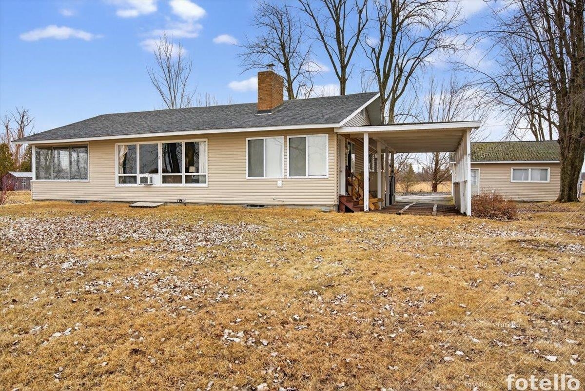 233 Hunter North Road Alburgh, VT 05440 - Photo 2 of 26