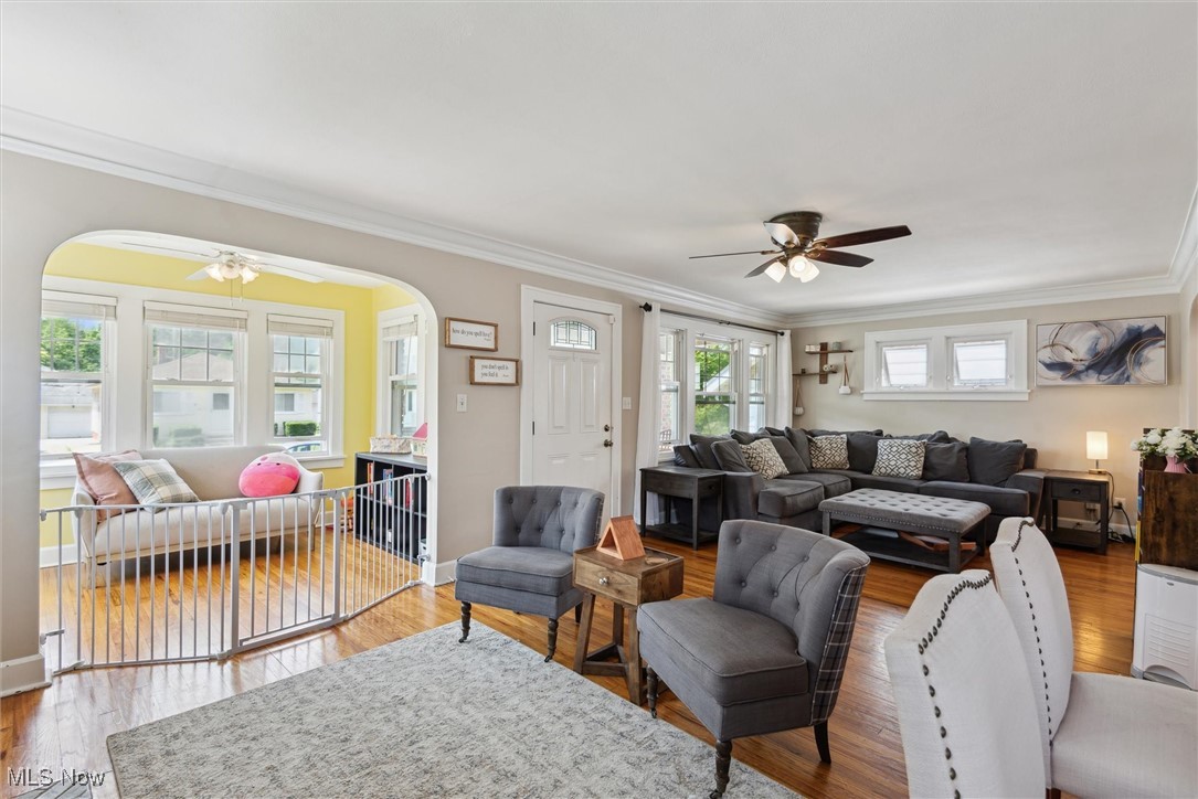 17409 Tarrymore Road Cleveland, OH 44119 - Photo 9 of 49