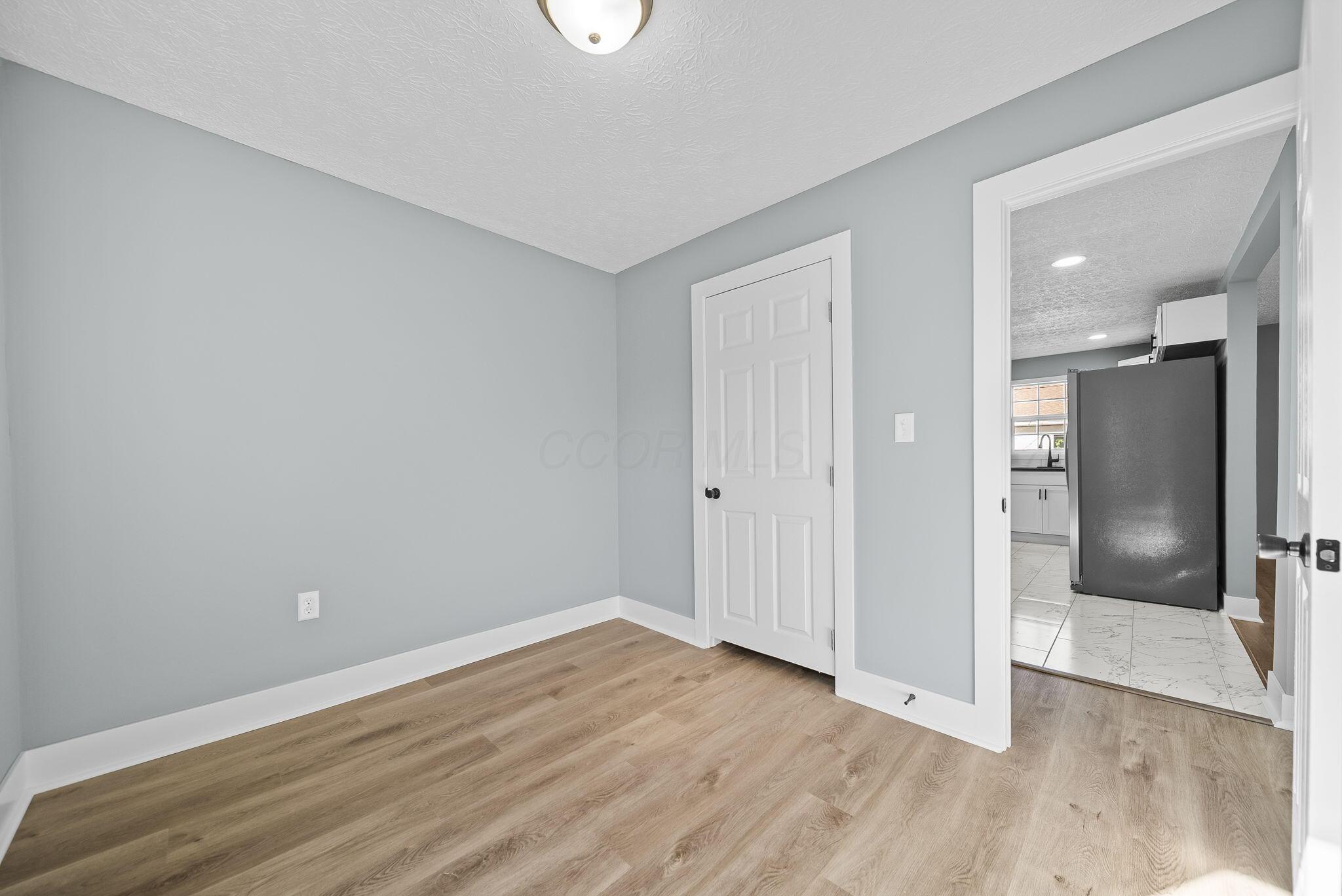 1885 Case Road Columbus, OH 43224 - Photo 21 of 63