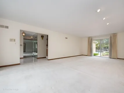 $775,000 | 2626 Farnsworth Lane, Northbrook, IL 60062